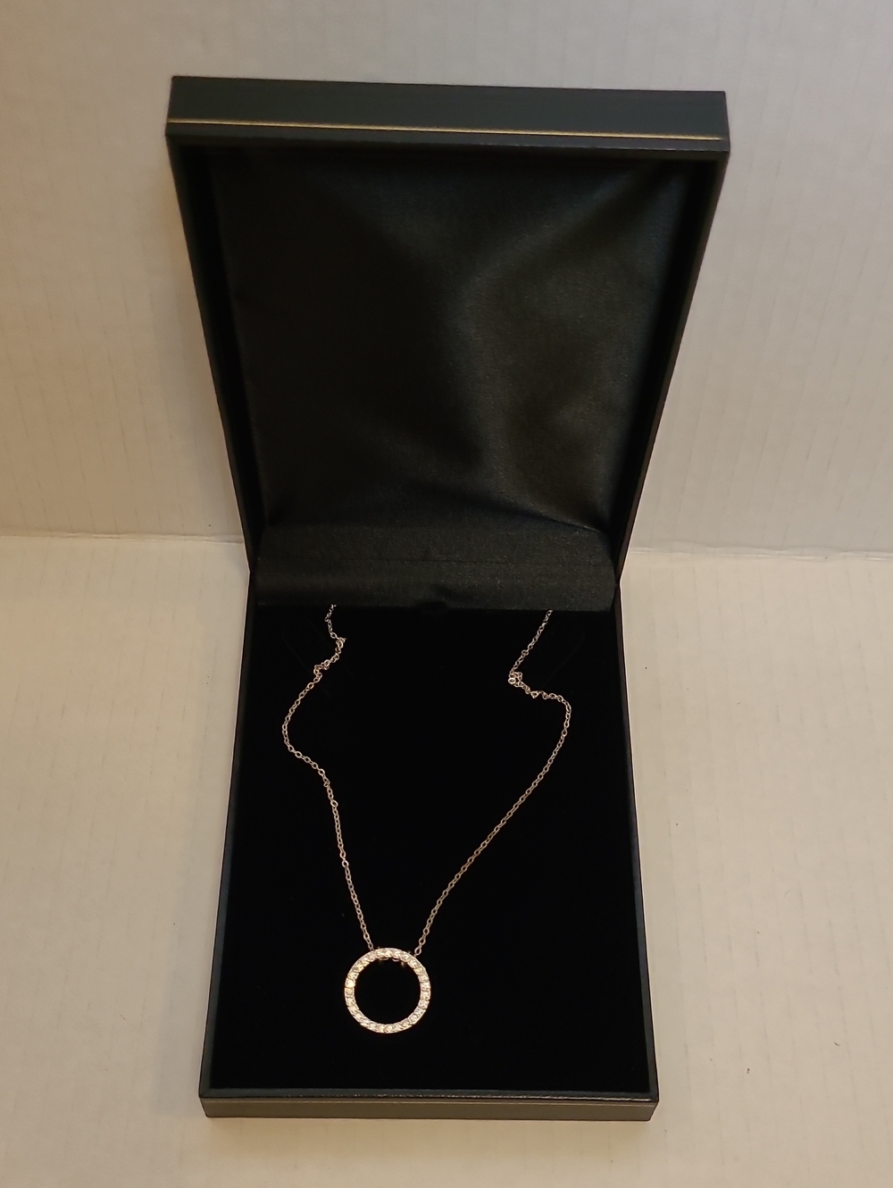 Avon Rose Gold Open Circle Pendant Necklace